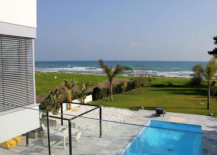 Katerina House * 페리볼리아